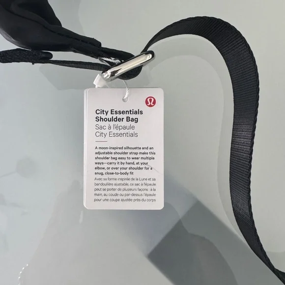Lululemon Black City Essentials Shoulder Bag~NWT - Picture 6 of 7